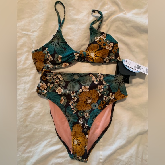 VOLCOM GIRLS NOTHING BUD LOVE BIKINI SET - JADE - Picture 4 of 5